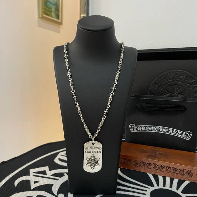 New counter-quality Chrome Hearts classic retro letter necklace, military brand