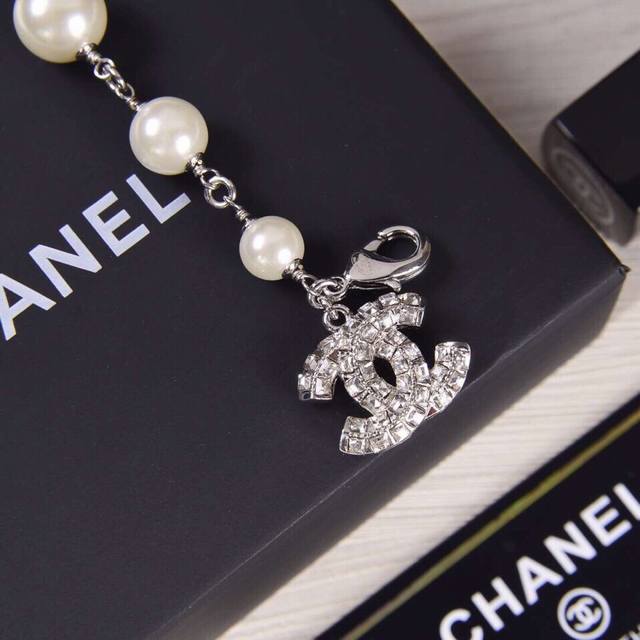 Classic Chanel Silver Double-Sided Square Diamond Double C Bracelet and Earrings