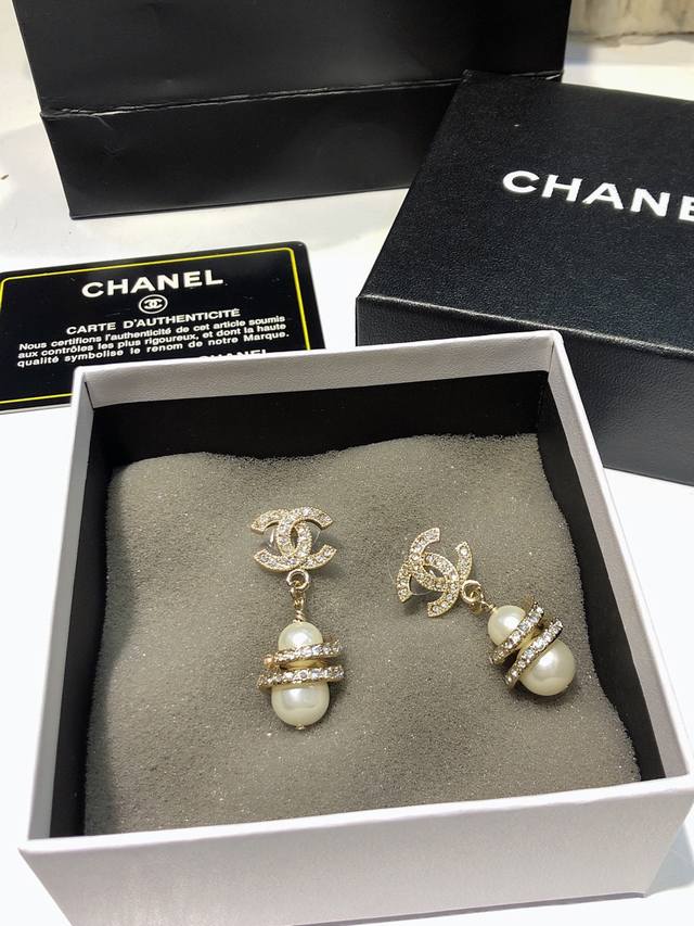 Purchasing-level Chanel Xiaoxiang Pearl Earrings Chanel Early Autumn Pearl Earri