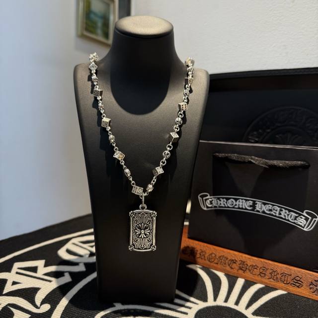 New counter-quality Chrome Hearts multi-element dice necklace, square plaque, an