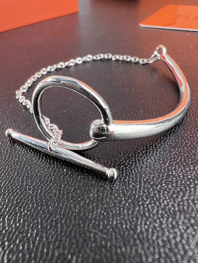 Hermes bracelet