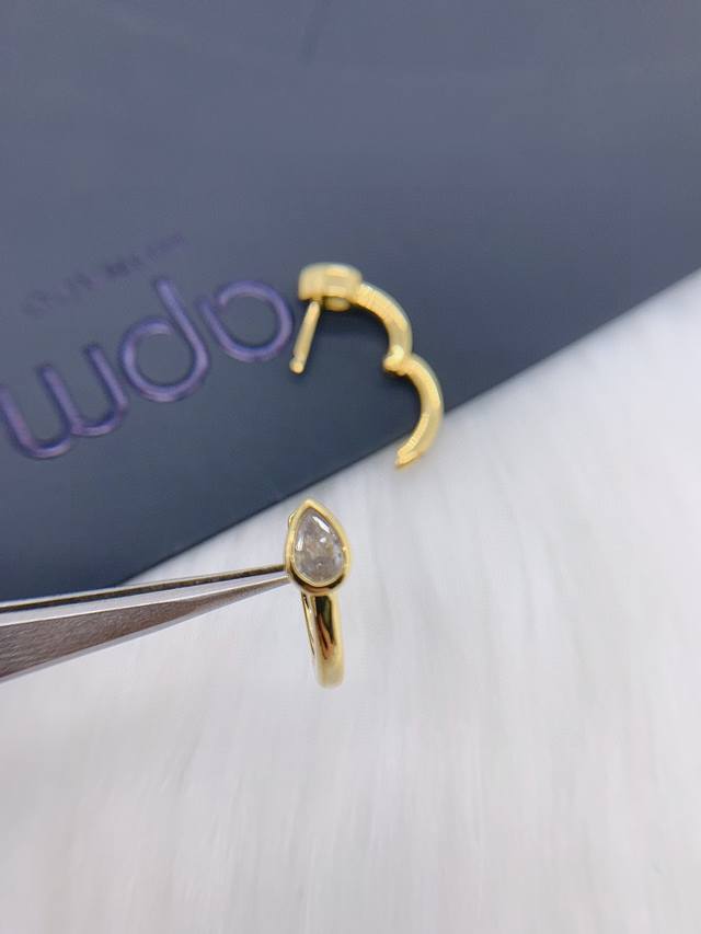Batch A M Monaco new pear-shaped teardrop horizontal bar earrings! Designed with