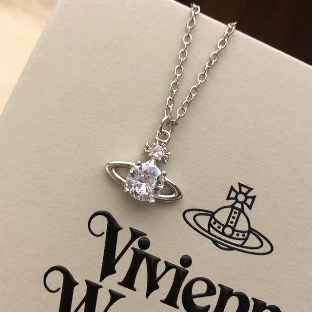 Viviennewestwood Queen Mother Necklace Baby, what is Happy Planet? Come, this is