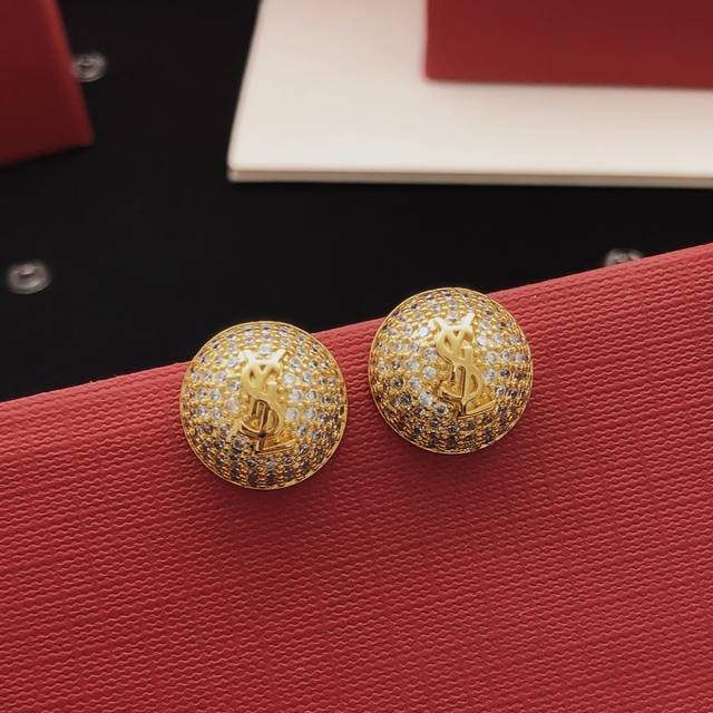 No. Yed0080 Yvessaintlauren*Latest round earrings consistent with the Z batch of