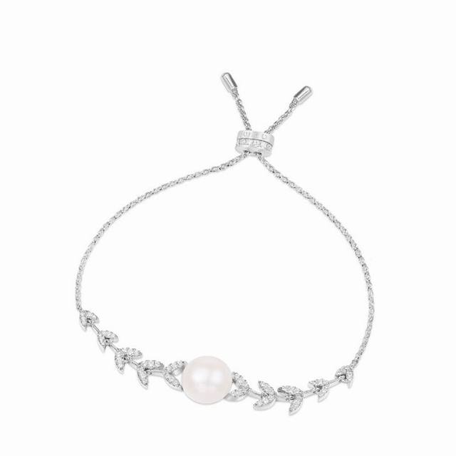 A batch M Monaco pearl wheat ear bracelet! It is really beautiful and bright, an