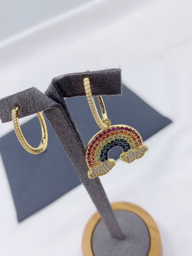 A-Batch Monaco Gold Rainbow Collection! Necklace and earrings! This style is per