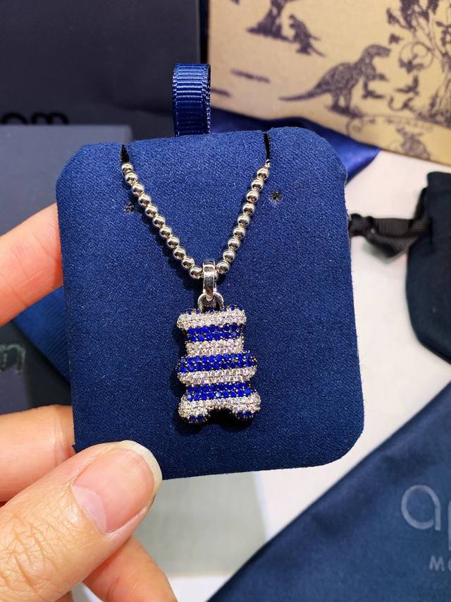 A batch M Monaco Saint-Tro batch Ez Yummy blue and white beaded necklace female