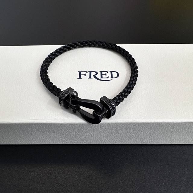 Fred large silver horseshoe buckle with stainless steel wire rope unisex couple