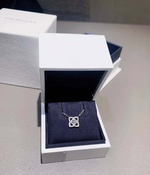 De Beers necklace, 925 sterling silver, inlaid with 18K gold plating, imported h