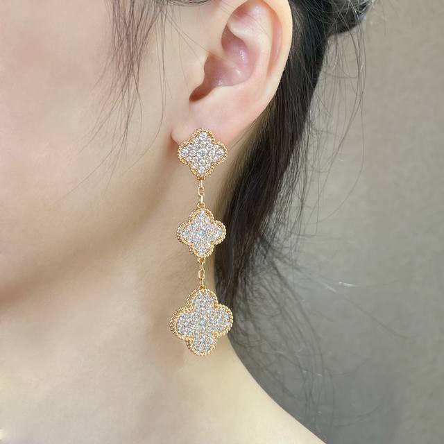 V gold plated Vca four-leaf clover high-end full diamond three-flower earrings,