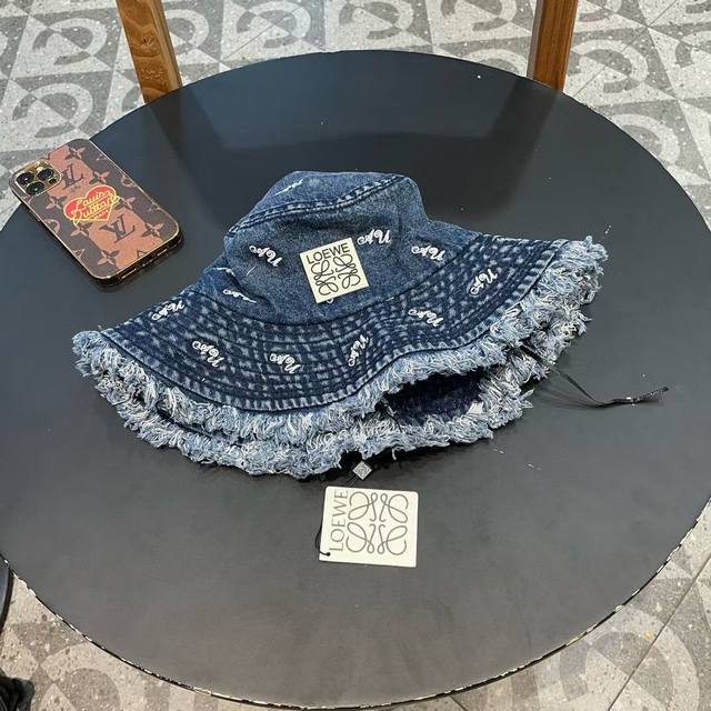 Loewe summer raw edge retro washed denim fisherman hat female gradient design ba