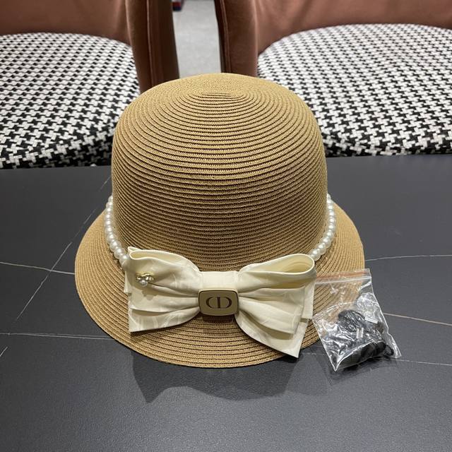 Dior Dior straw hat French retro large pearl bow sun protection straw hat female
