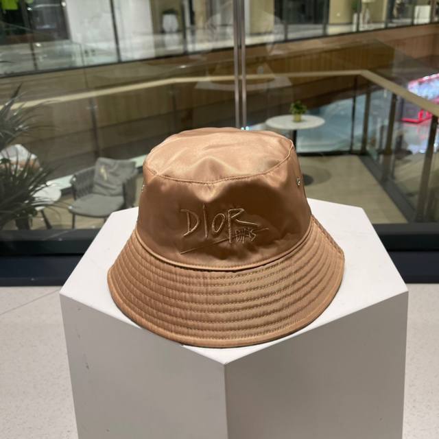 Dior double-sided bucket hat new color, limited edition bucket hat, super high s