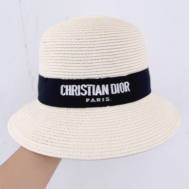 Running volumeNew arrivalDior new bucket hatExclusive custom embroidered letters