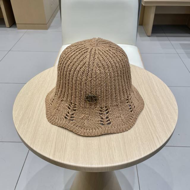 Dior Dior hollow simple solid color straw bucket hat women's spring casual all-m