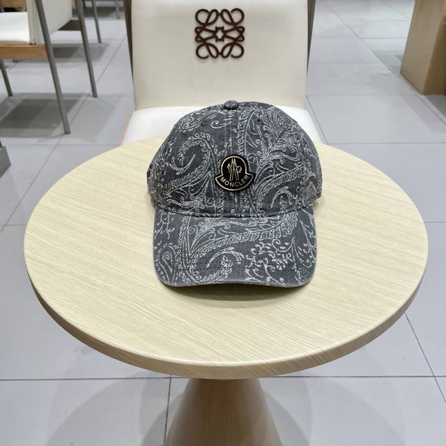 Monceler printed versatile slim soft top baseball hat female fashion niche short