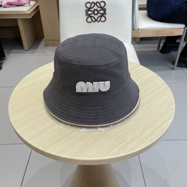 Miumiu Miu Miu new order style bucket hat big brand style super easy to match, h