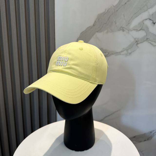 Mium new embroidered letter baseball cap, authentic mold customization, original