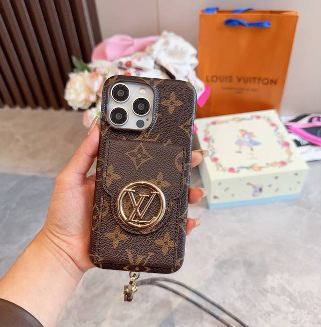 Lv crossbody mobile phone case card holder makeup mirror old flower four-pack ca