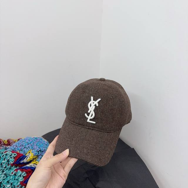 Ysl old money style baseball cap autumn and winter thick wool fabric DDD