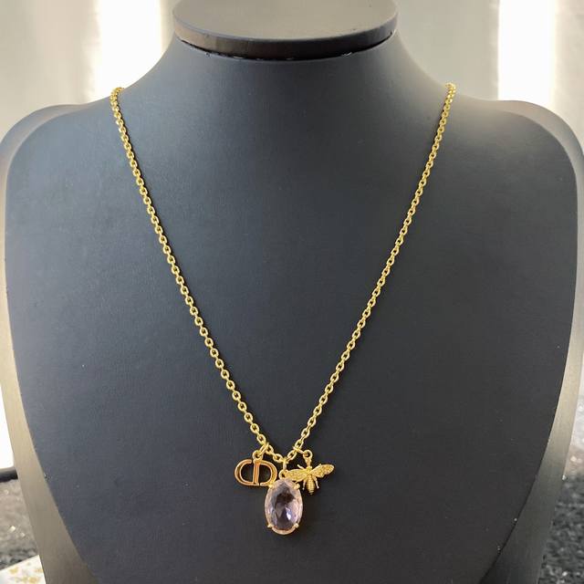 Dijia necklace hot-selling model is now on sale Dior pink imitation crystal neck