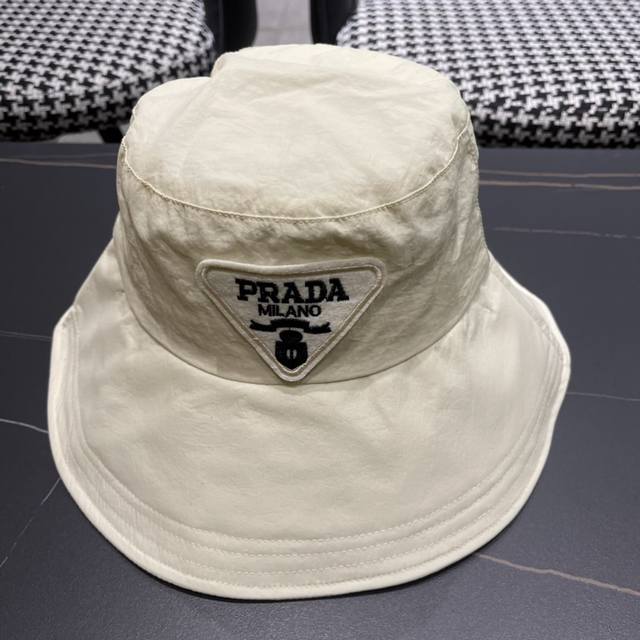 Prada Spring Bucket Hat Sun Protection Hat, Head Circumference 57cm, Must-have f
