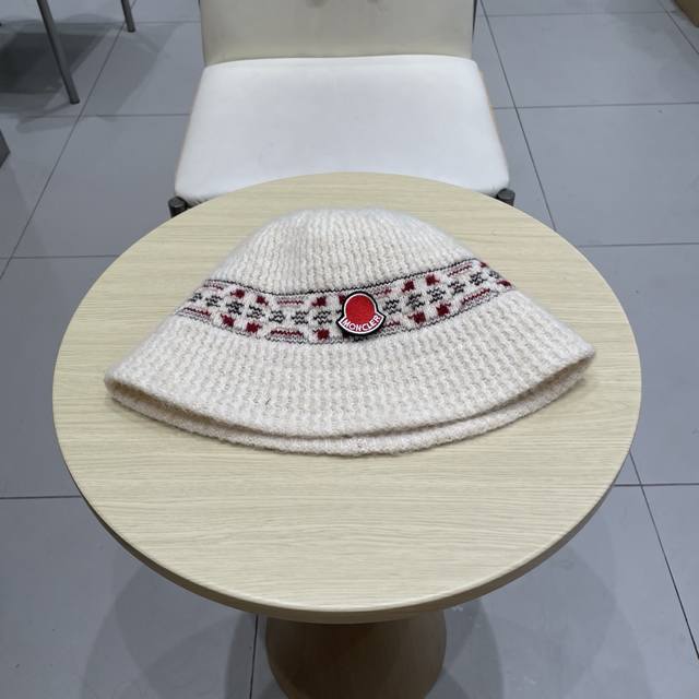 Moncler autumn and winter new pattern Japanese wool hat knitted hat women's warm