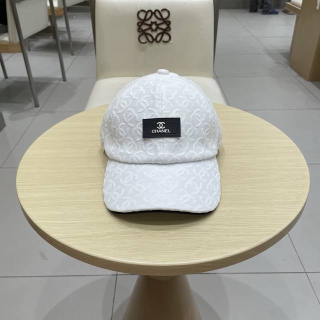 Chanel Chanel 25S new black dark pattern full logo double C baseball cap DDD