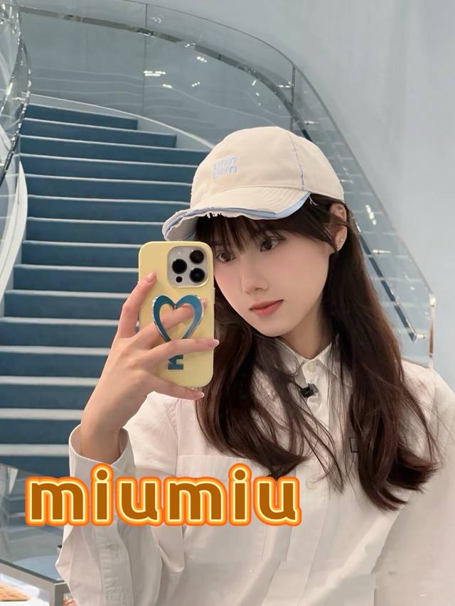 Miumiu Miu Miu high version new order model embroidered baseball cap big brand s