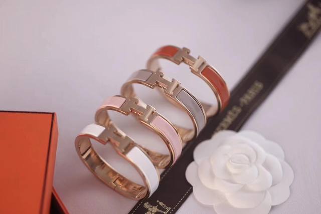 High version H enamel bracelet, Super enamel color matching is uniform and shin