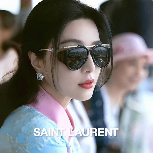Saint Laurent's new style, the same as Fan Bingbing's, European and American ret