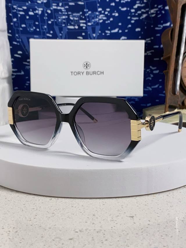 Tory Burch Tory Burch 2025 European and American fashion personality avant-garde