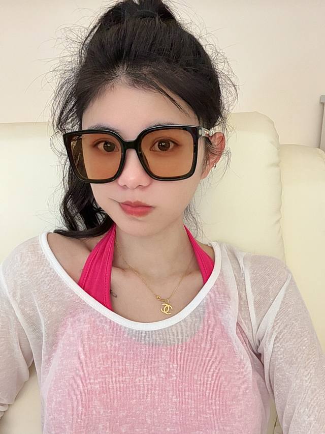 Gucci-Nylon Polarized Sunglasses 2025 Spring New Trend Hot Style Fashion Square