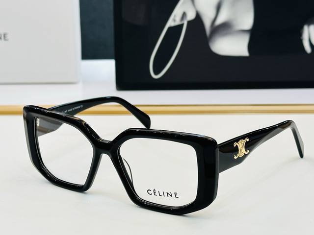 Celine Cl42378 Size: 54 mouth 17-140 Has always been a hot-selling style with st