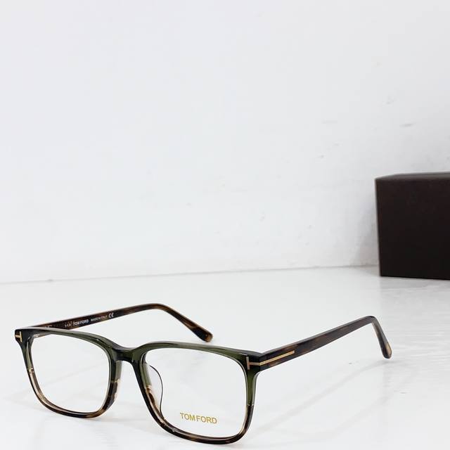 Tom For*Model: Tf5735-Bsize: 56 ports 17-145 DDD