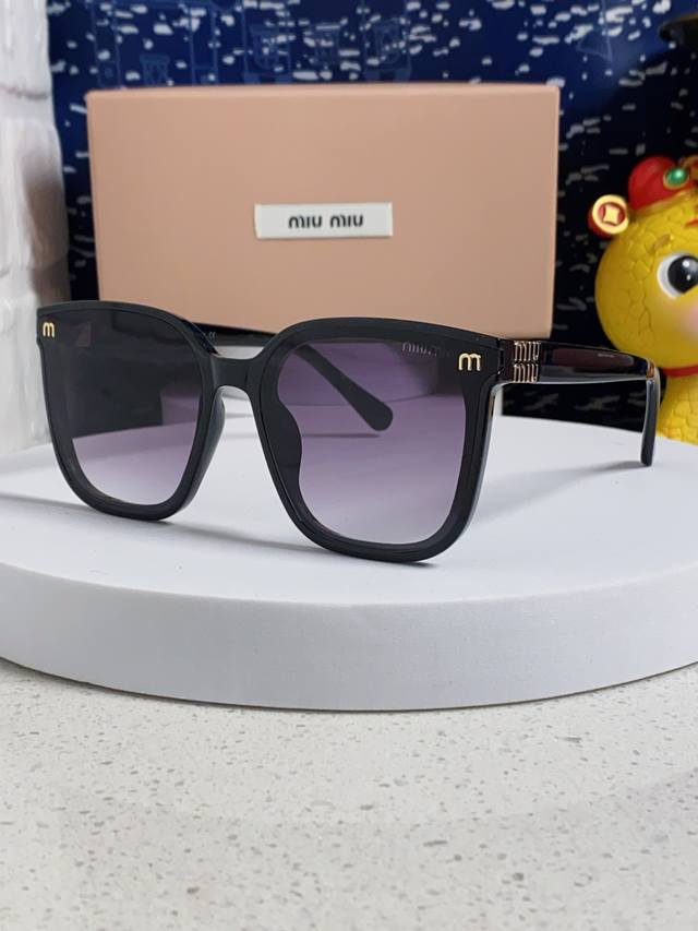 Miumiu 2025 new Korean round sunglasses women's fashion sun visor anti-ultraviol