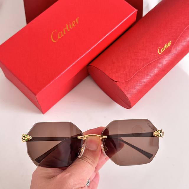 Cartie*Model