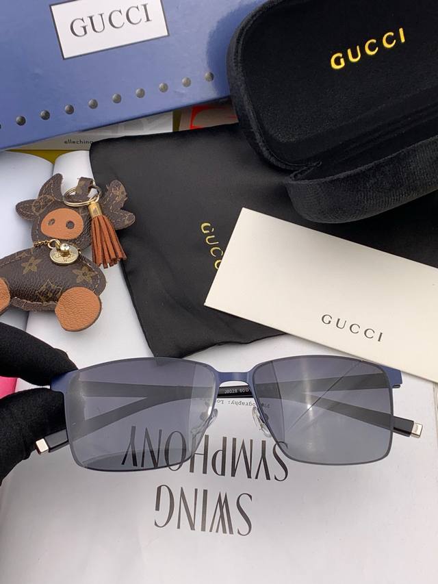 Gucci Men's Colorful Aviator Polarized Sunglasses Material: HD Nylon Thickened C
