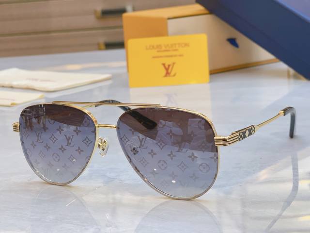Louis Vuitto* New Sunglasses, Model: Z5291U, Size: 51/17-145 DDD