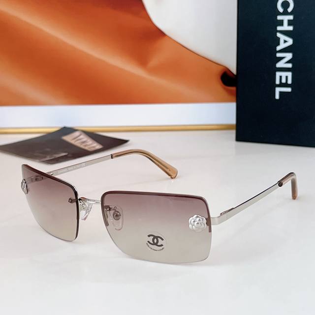 Chane* Mod: Ch4086 Size: 61 ports 18-145 DDD