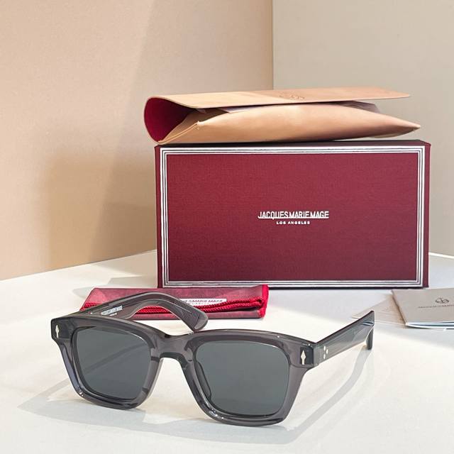 Jacques Marie Mag Model