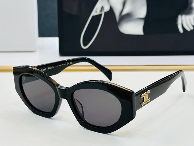Celine Cl40238U Size: 54 mouth 19-145 has always been a hot-selling style, Europ