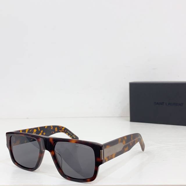 Saint Lauren*Model: Sl618Size: 55 ports 20-145 DDD