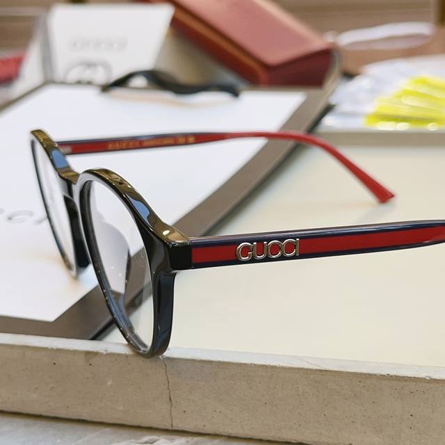 Gucc* Gucci new sunglasses, Model: Gg1871O, Size: 49 20-145 DDD