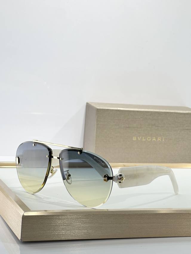 Bvlgar* Model: Bv40091U Size: 63 ports 13-140 DDD