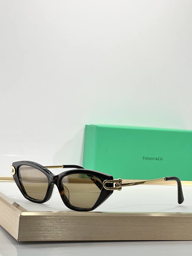 Tiffany & Co. Model:Tf4231U Size: 53 ports 17-140 DDD