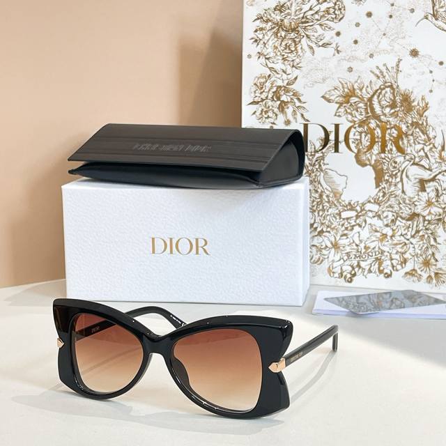 Dio*Model: Diorbutterfly S1Isize: 53 ports 16-145 DDD