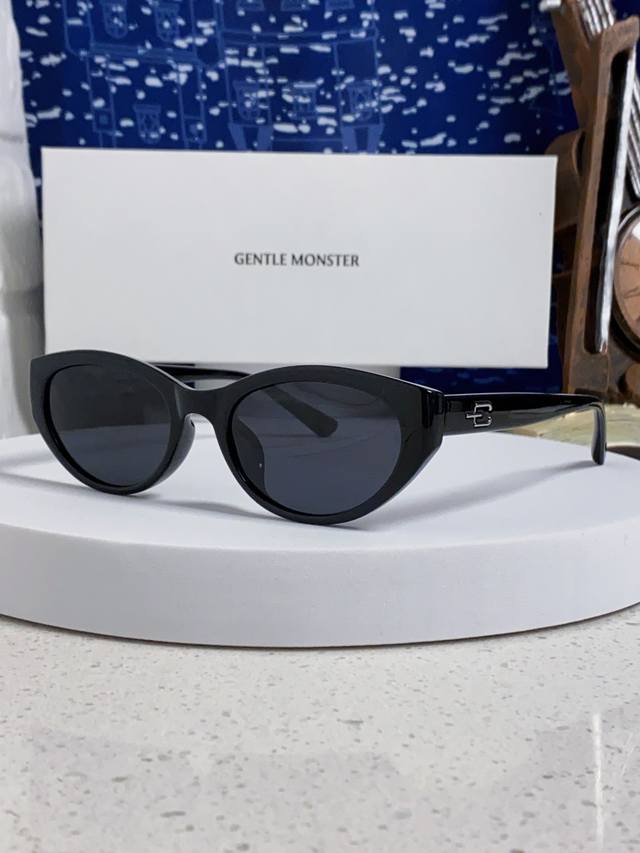 Gentle Moster Gm Gulinaza same style cat-eye polarized sunglasses for women 2025