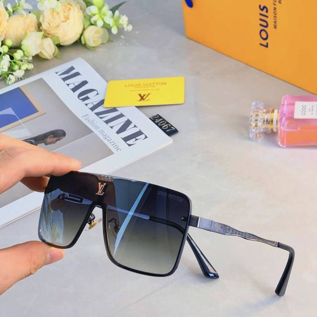 Louis Vuitto*INS style sunglasses for men, cool and stylish, all-in-one, 2025 ne