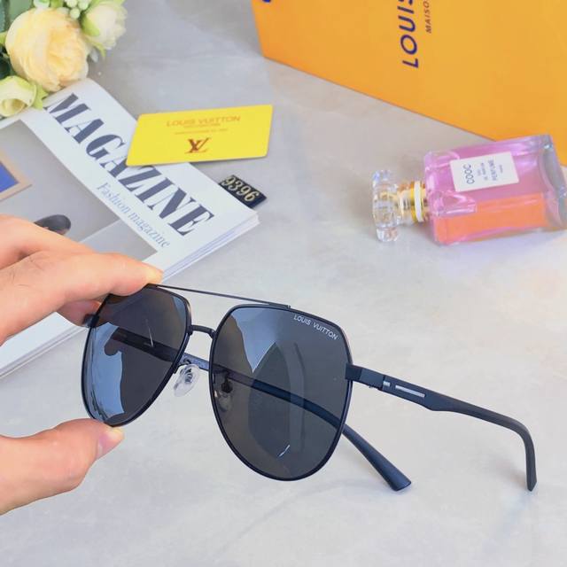 Louis Vuitto*2025 new ultra-light sunglasses for men, elegant and handsome pilot